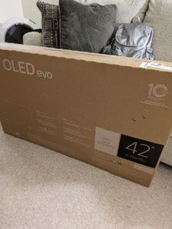 LG OLED evo C3 42 inch 4K Smart TV NEW