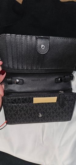 Michael Kors Black Signature Wallet/ CROSSBODY