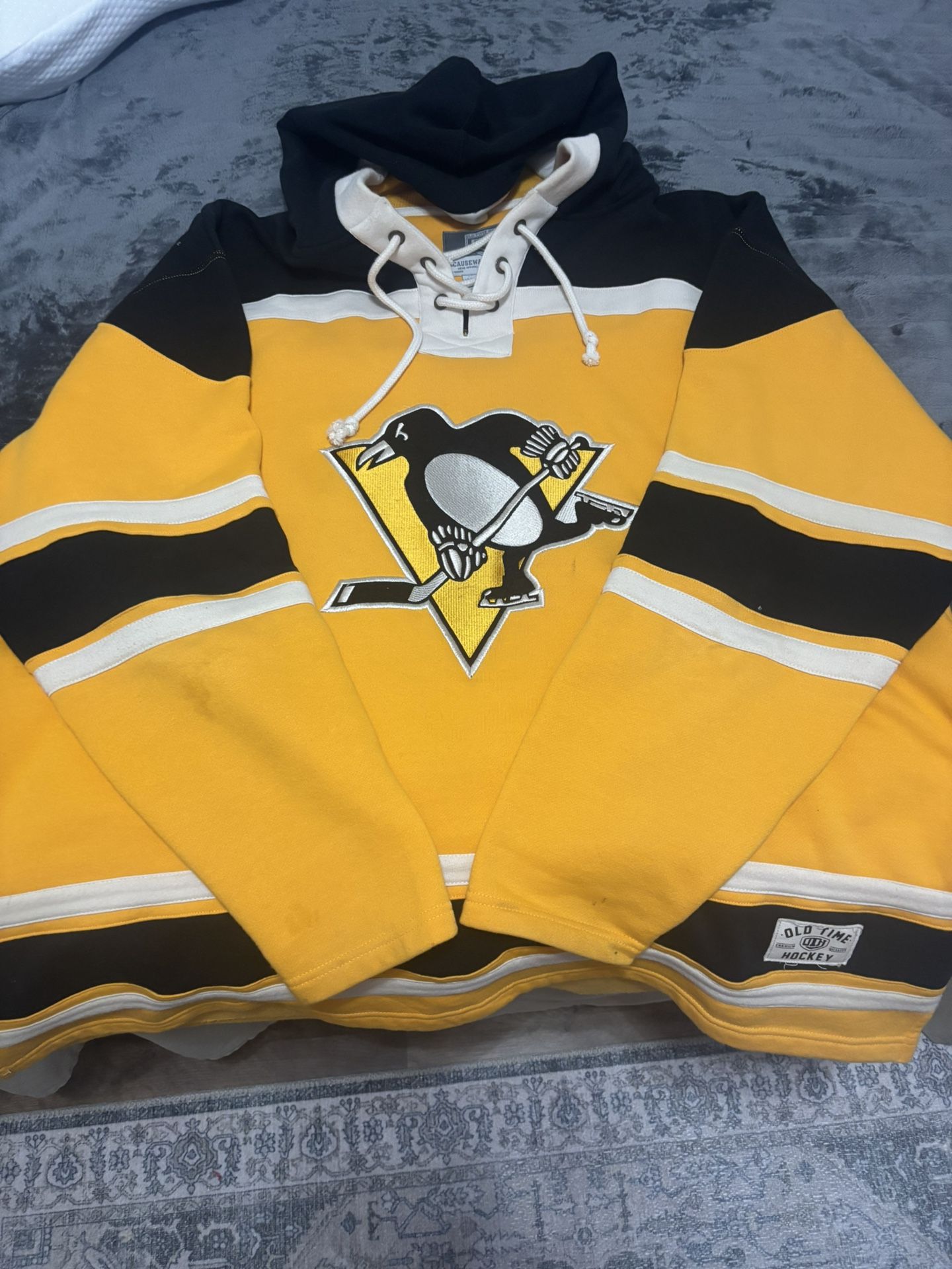 Pittsburgh Penguins Heavy Hockey Jersey