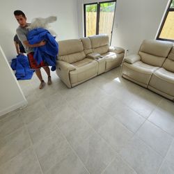 El Dorado Leather Electric Couches With Optional Cup Console