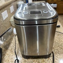Cuisinart bread maker Tropicana town center area $50