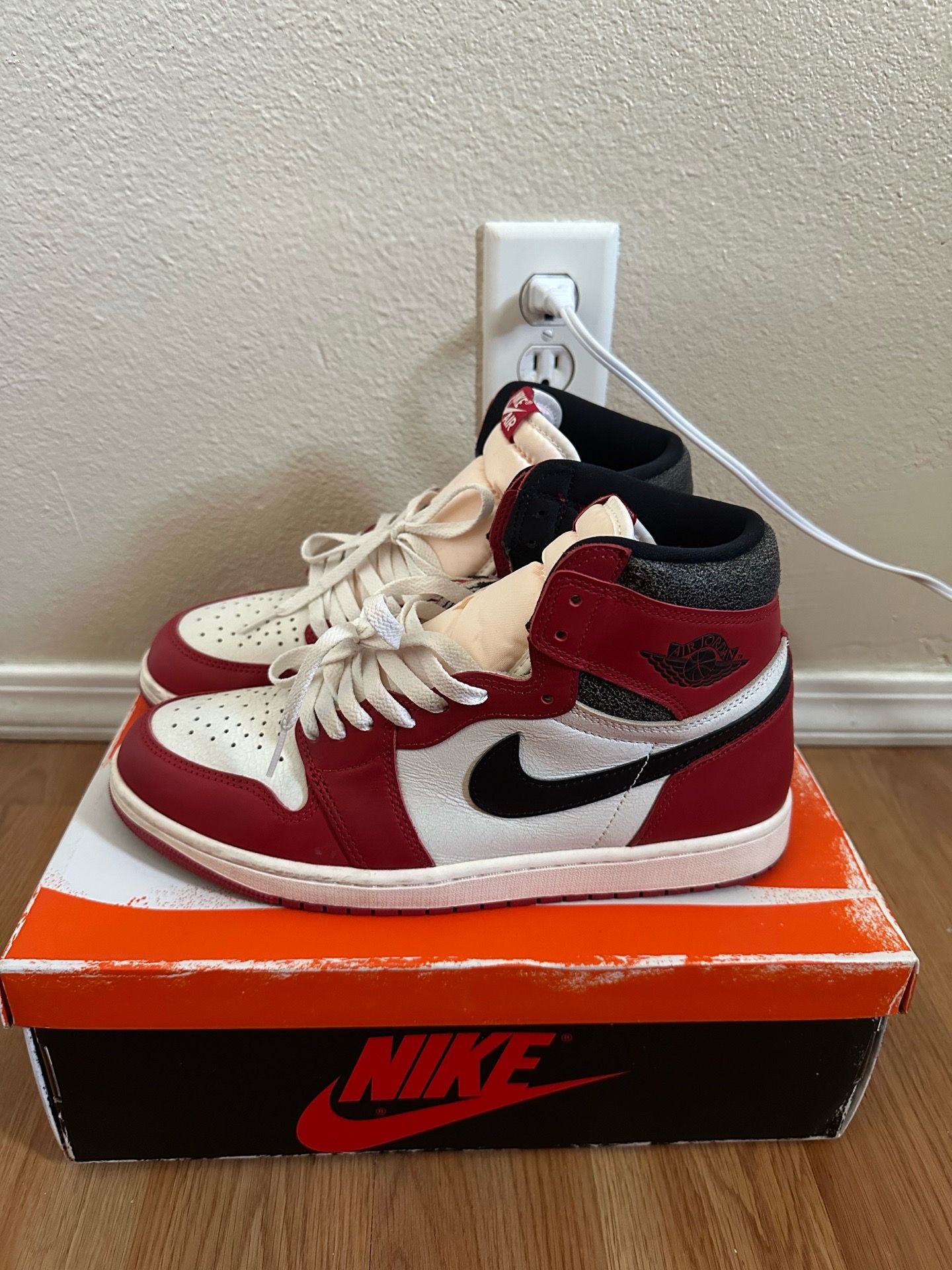Jordan 1 Chicago “Lost & Found”