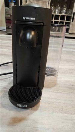 Nespresso VertuoPlus Coffee Machine by De'Longhi