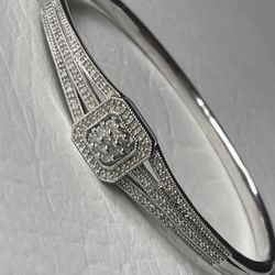 Sterling Silver ~1/2CTW Diamond Square Cluster Hinged Bangle Bracelet 