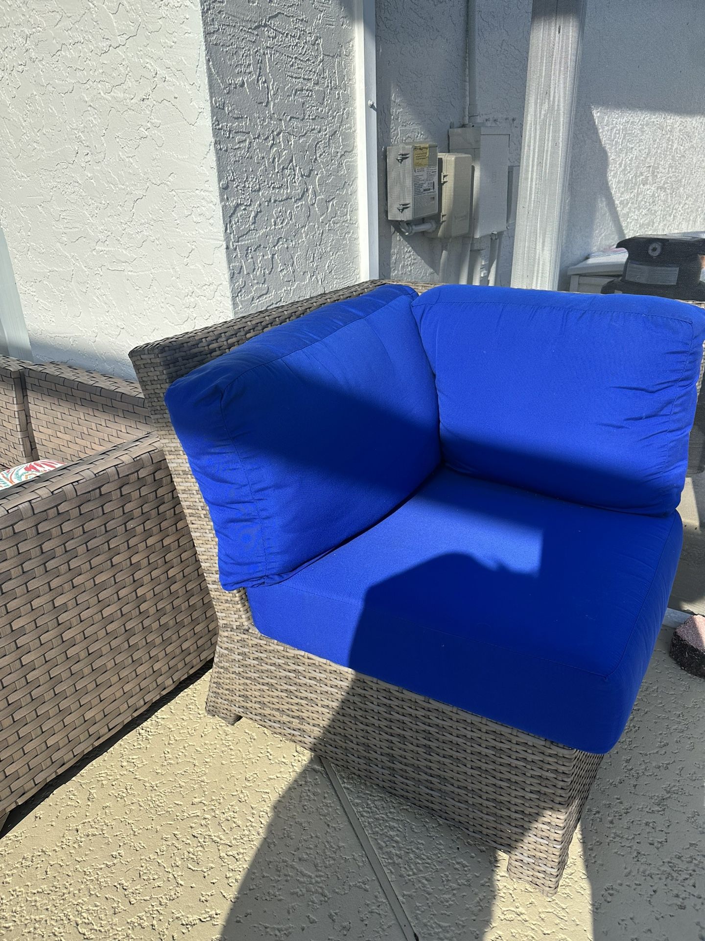 Pation Corner Chair With Cushions 