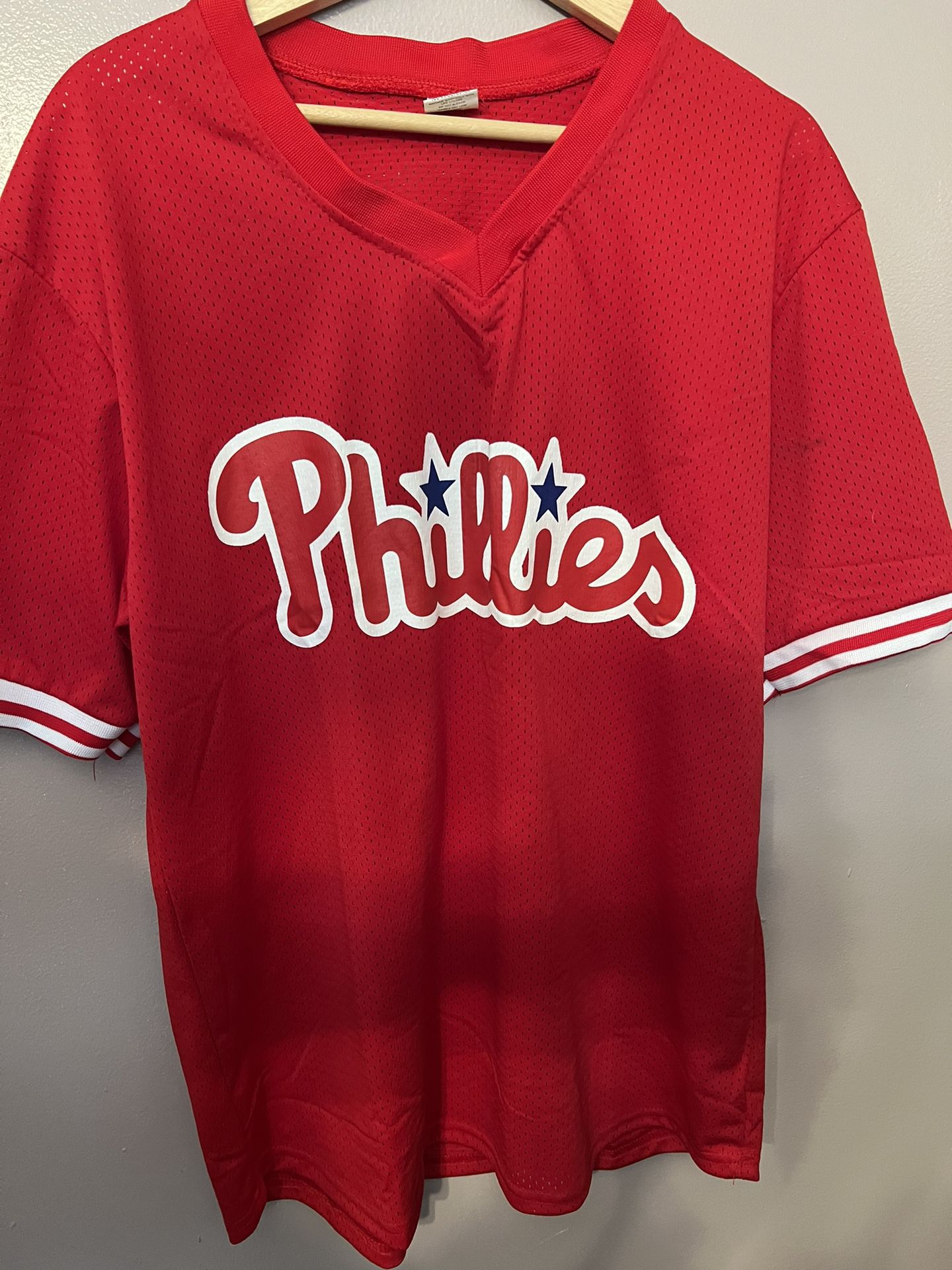 Philadelphia Phillies Jersey Size XL Pre Owned for Sale in Gates-north  Gates, NY - OfferUp