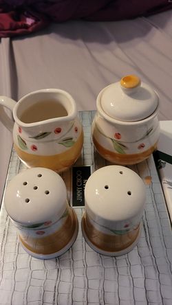 Vintage table set