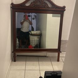 Chest W Big Mirrors Made By Ashley  Chest Has  Seven Drawer 