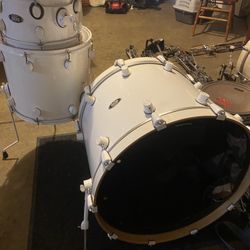 Pdp 805 Drum Set Shells Only 500 Firm  Great Kit New Heads 