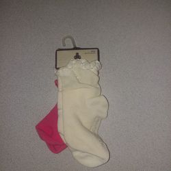 TWO PAIRS OF 0-6 MONTH BABY GAP SOCKS NEW WITH TAG
