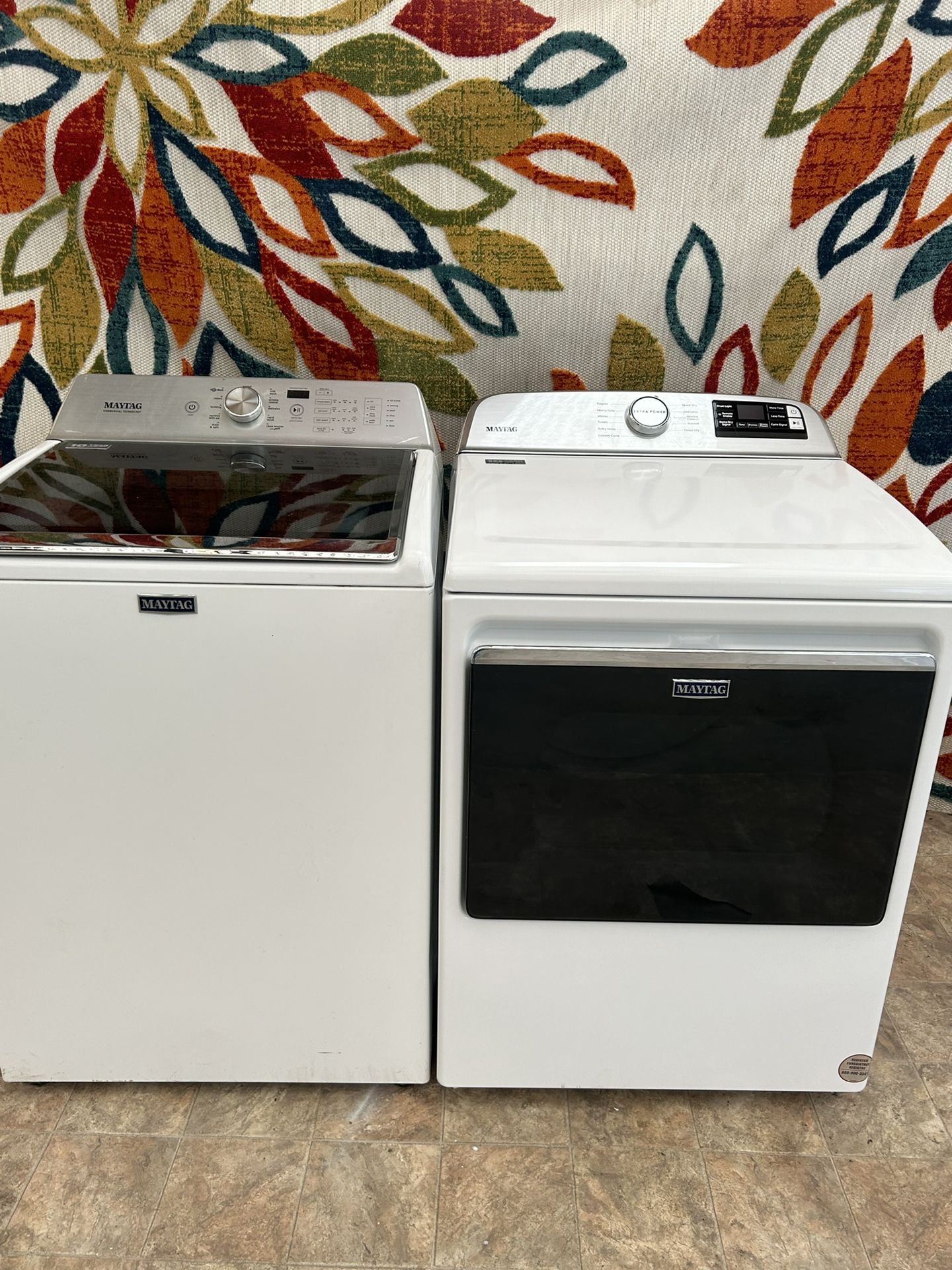 Maytag Set Electric Laundry