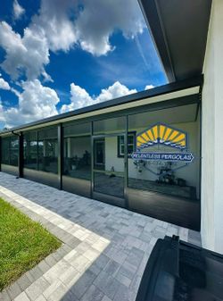 Custom Pergolas, Patio Covers, Decks, Screen Enclosures