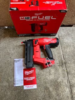 Milwaukee M18 FUEL Brushless Cordless Gen I| 18-Gauge Brad Nailer (Tool-Only)
