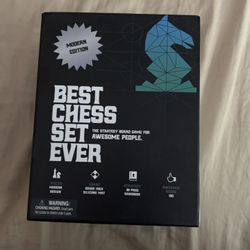 CHESS SET