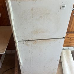 3 Fridges 