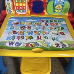 Vtech activity desk, Kinder pack, preschool pack