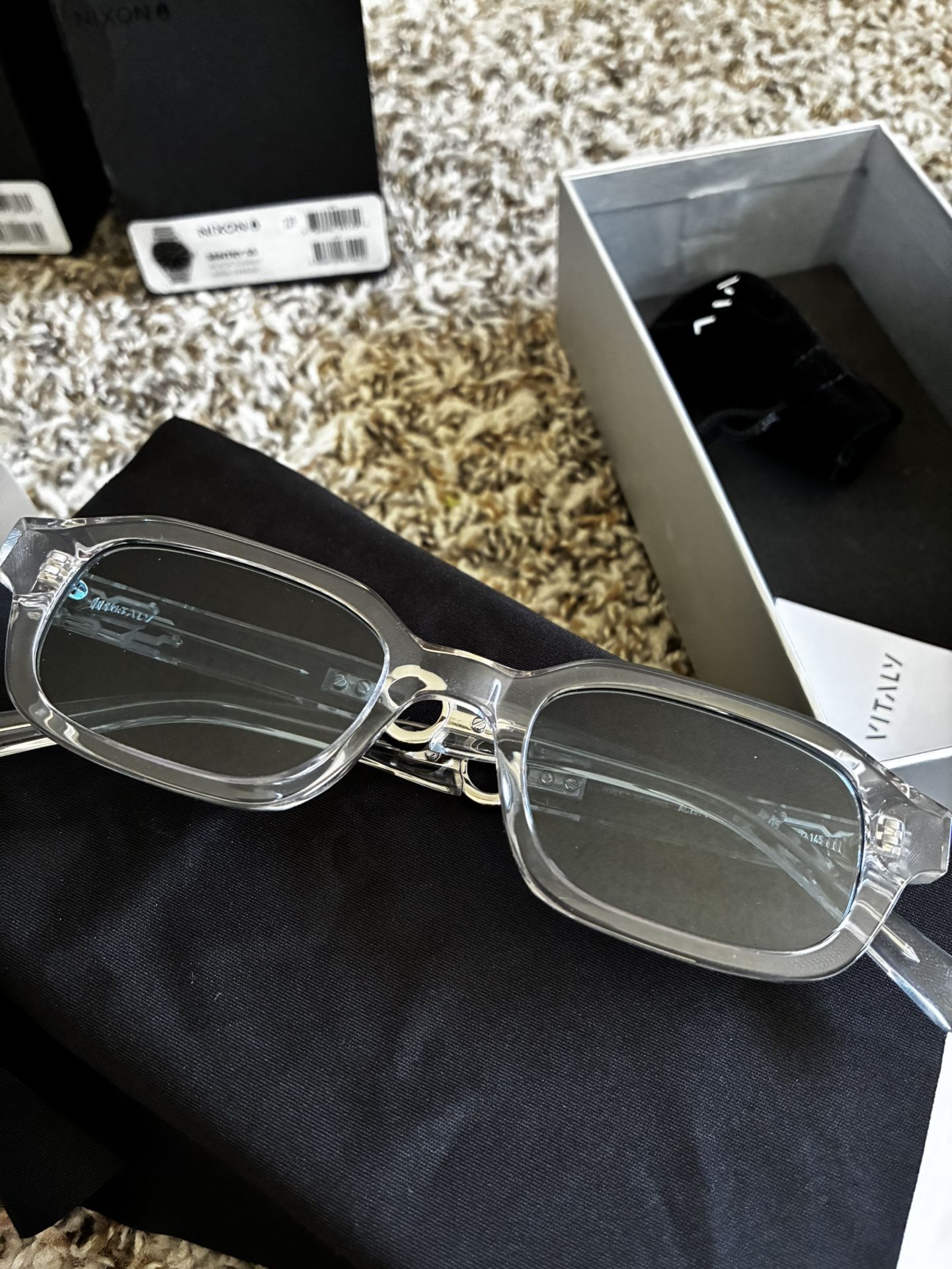 Clear blue vitaly sunglasses