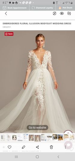 Will consider Trade! WEDDING DRESS/New With Tags