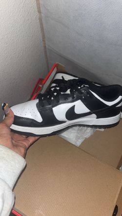 Panda dunks