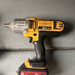 Dewalt  Torc Wrench Cordless 