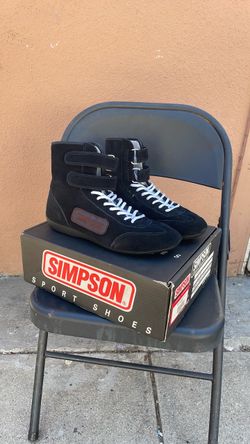 Race shoes