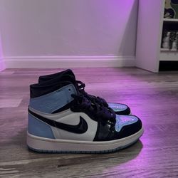 Jordan 1 Retro High UNC Patent (women’s) Size 7.5