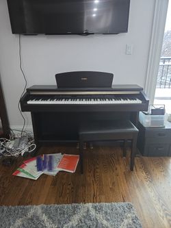 Yamaha Piano - YDP-223
