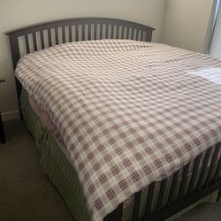 Kingsize Bedroom Set: Bed (no mattress), End table, Dresser, and Dresser with Mirror