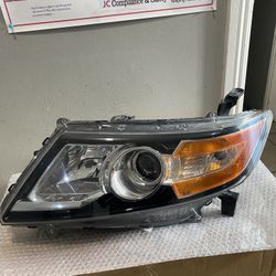 2011-2017 Honda Odyssey Left Headlight 