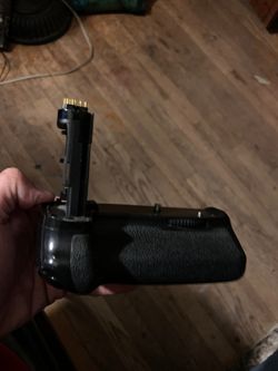 DSLR CAMERA VIVITAR GRIP