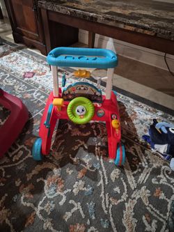 Baby Walker Fisher Price
