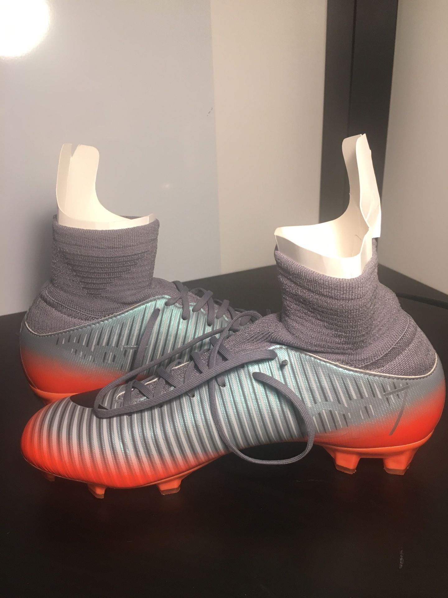 Mercurial v CR7 4.5y kids