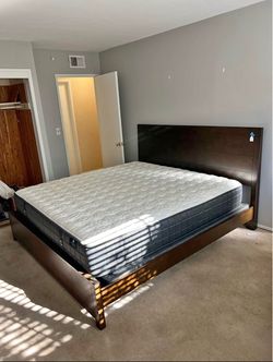 Modern queen size Dark Wood Platform Bed Frame with Panel Headboard