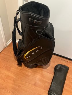 Golf clubs bag