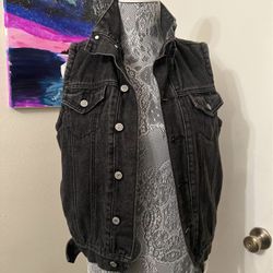 Levis - Black Denim - Women’s Vest Size Small