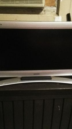 Magnavox TV 32 inch
