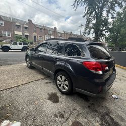 2011 Subaru Outback FOR SALE 