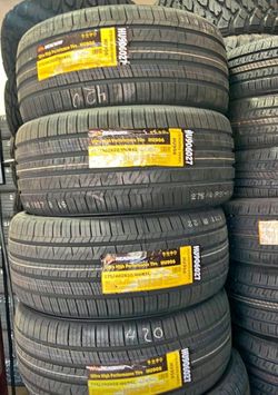275/40/20 New Tires 