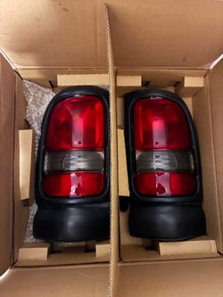 2nd gen Dodge ram tail lights