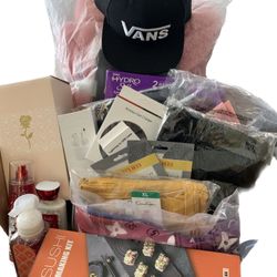 Gift Box For Your Special Lady Large Size $200 For $50 More Add A Boots