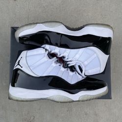 Air Jordan 11 Concord