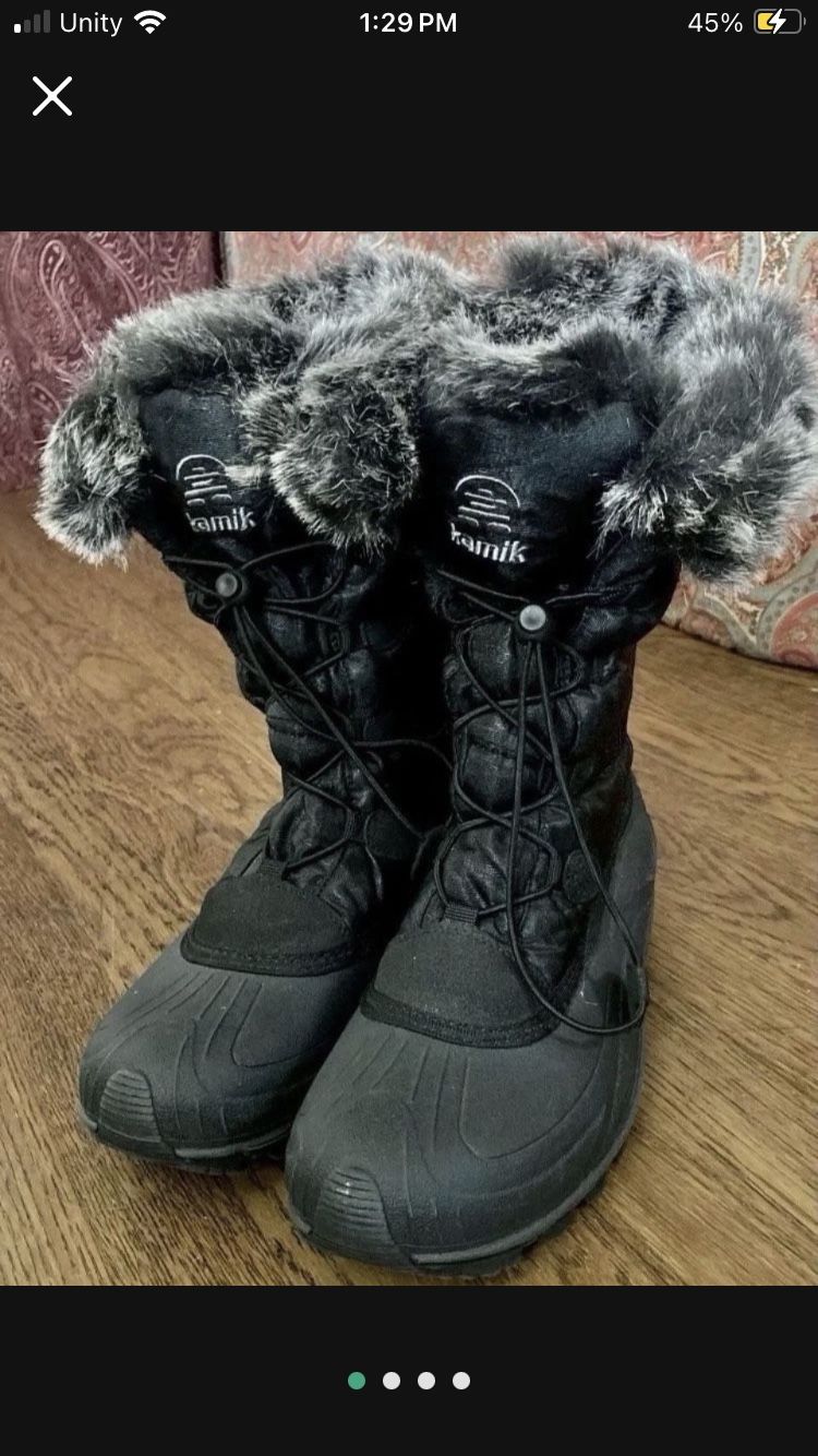 WOMENS SNOW BOOTS