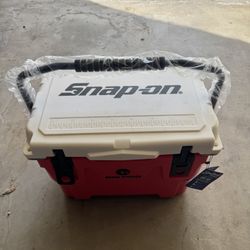 Snap-on cooler 20 Qt