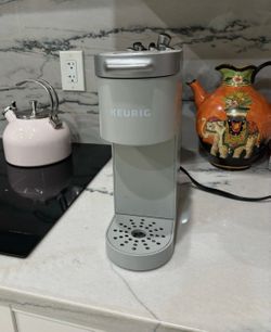Keurig K-Mini Single Serve Coffee Maker, Studio Gray