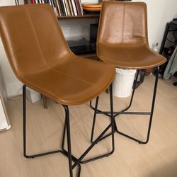 2 Bar Stools