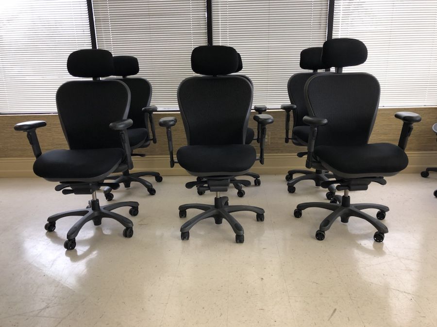 6 matching Nightingale CXO 6200D ergonomic chair