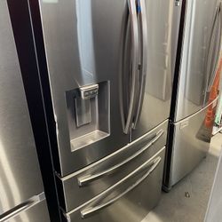 Stainless Steel 22 Cu. Ft. Food Showcase Counter Depth 4-Door French Door Refrigerator 