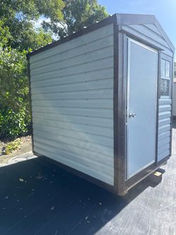 Shed for sale new condition 6x8