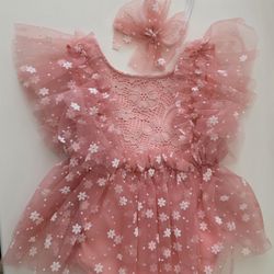 Baby girl  size 1,3 mos