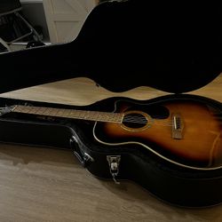 Acoustic Guitar & Case 